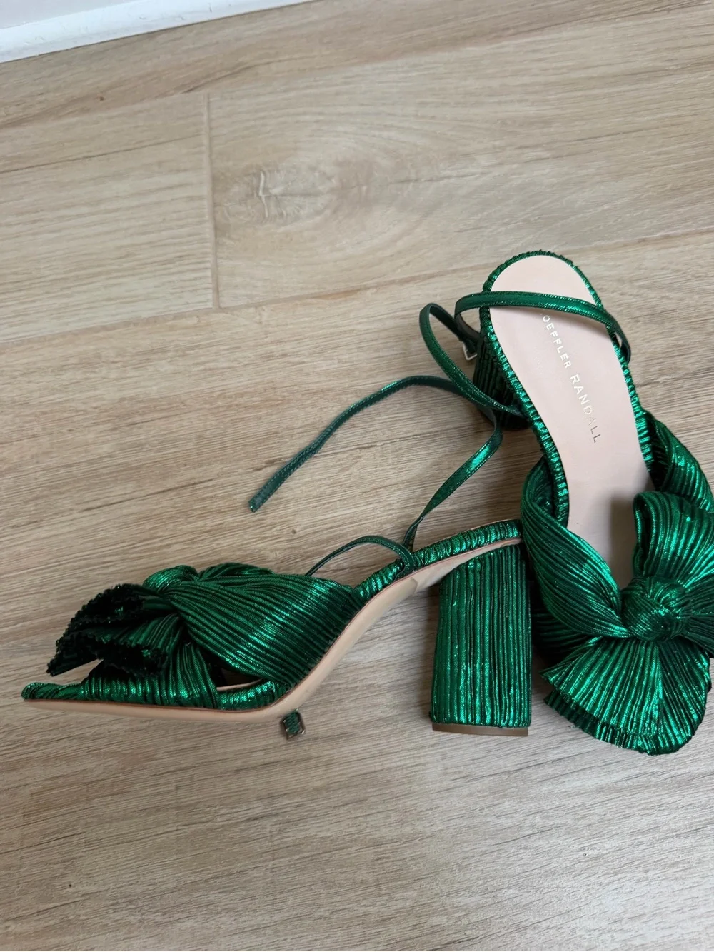 NWT Loeffer Randall Green Pleated Knot Bow Heeled Sandals